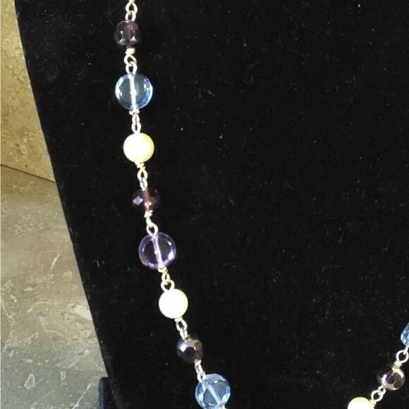 Necklace-blue, purple and pearl beads - Picture 5 of 5